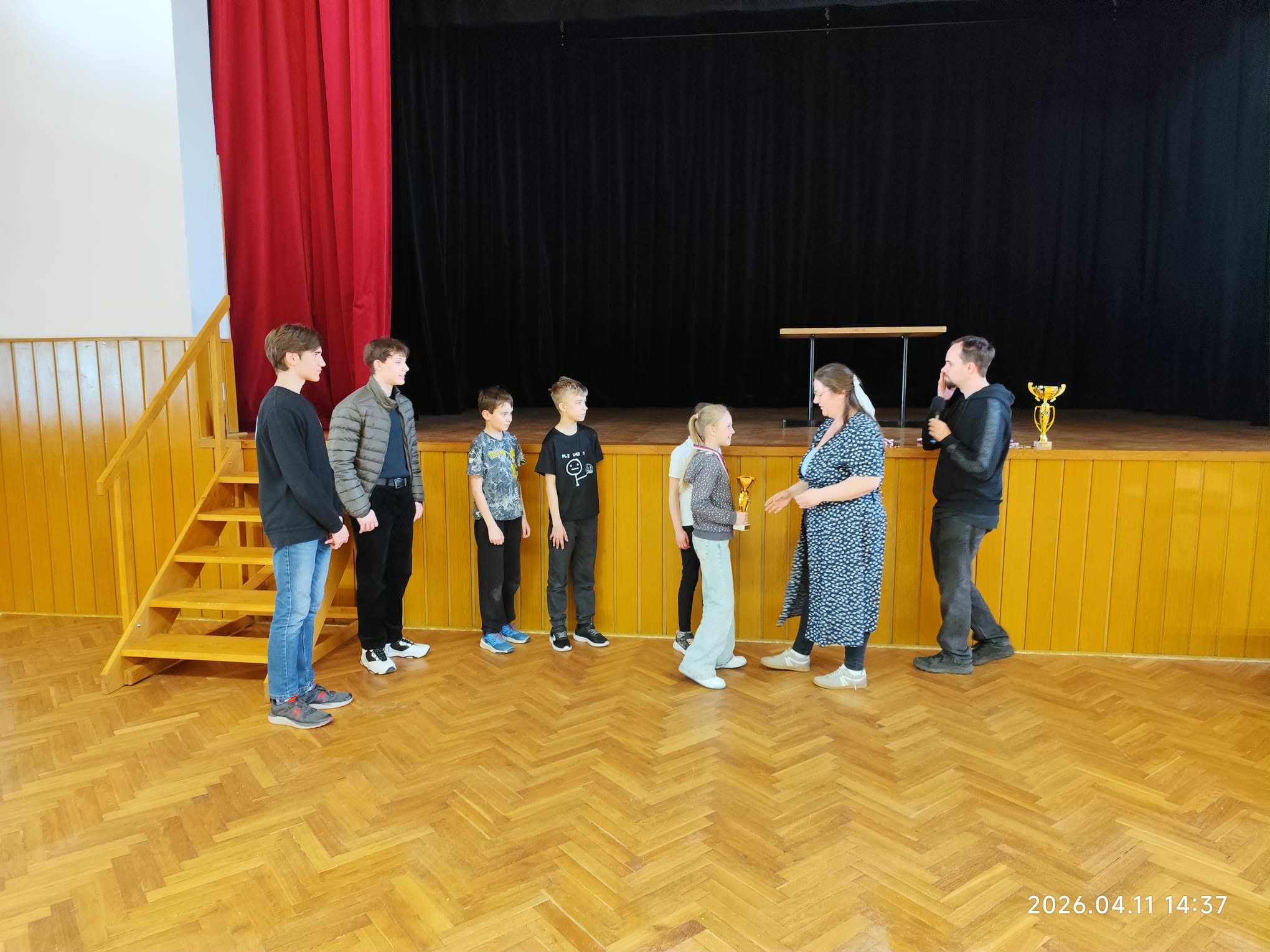 6b8427a3 ca96 4500 a219 9345fd1f962e